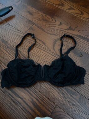 Auden Black Lace Underwire Bra with Adjustable Straps